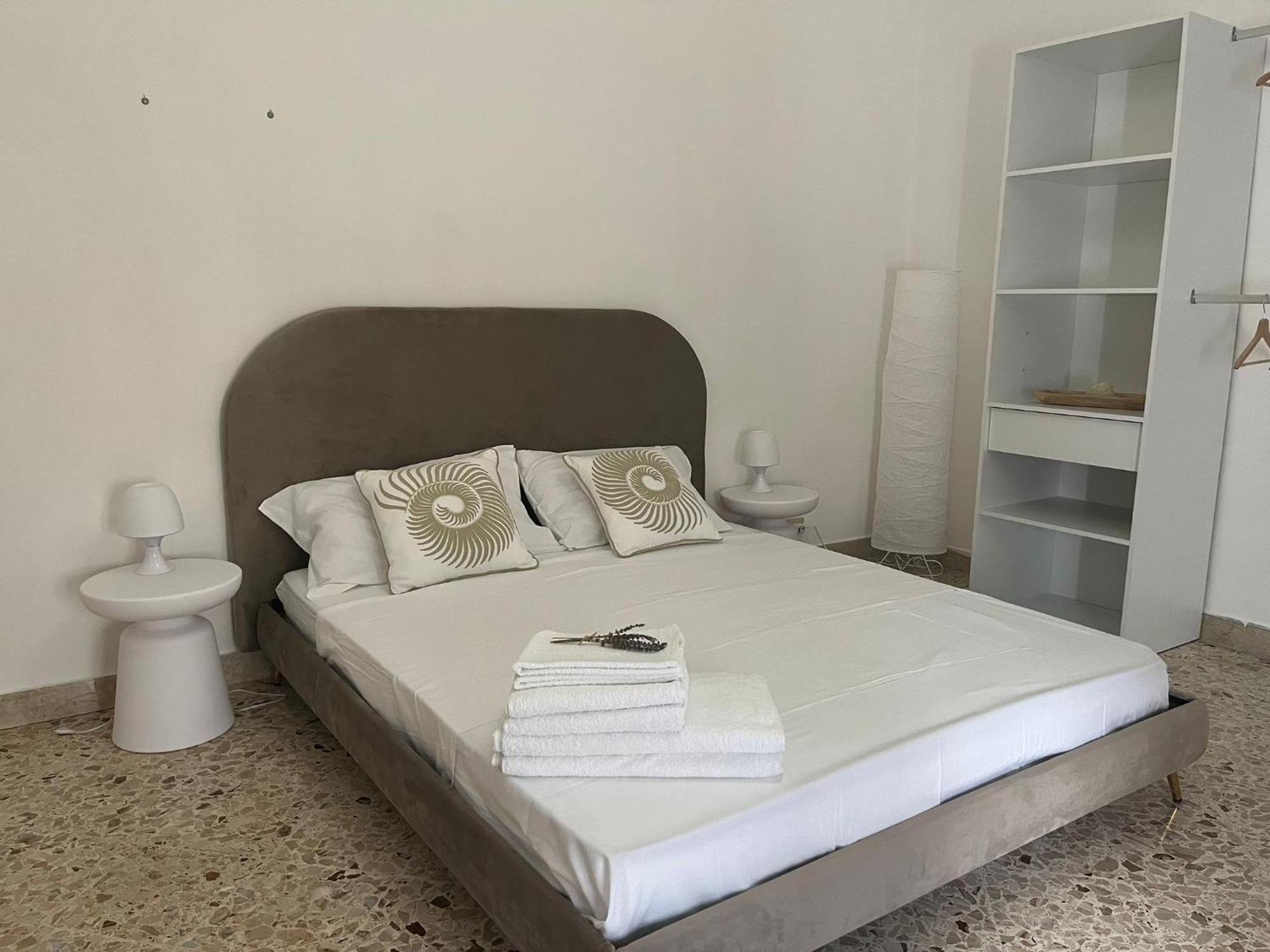 Casa Dei Nonni Di Yuri Bed and Breakfast Palermo Buitenkant foto